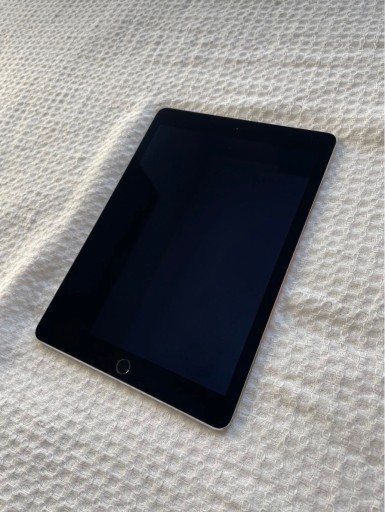 Zdjęcie oferty: iPad Air 2 Wi-Fi 16GB Space Gray