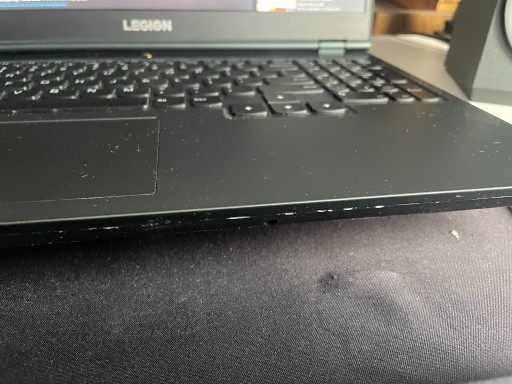 Zdjęcie oferty: Laptop Lenovo Legion 5 15ARH05H 15,6"