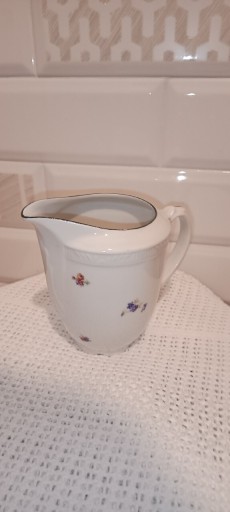 Zdjęcie oferty: Mlecznik porcelana Chodzież fason Szczecin 