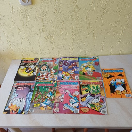 Zdjęcie oferty: KOMIKSY - KACZOR DONALD - 9 SZT -.