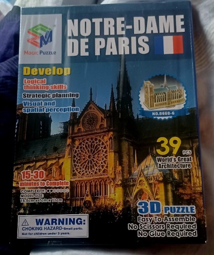Zdjęcie oferty: Puzzle 3D Katedra Notre-Dame