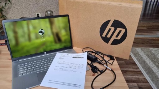 Zdjęcie oferty: Laptop HP 17-cn1523nw 17.3" - Nowy, Gwarancja. 2l