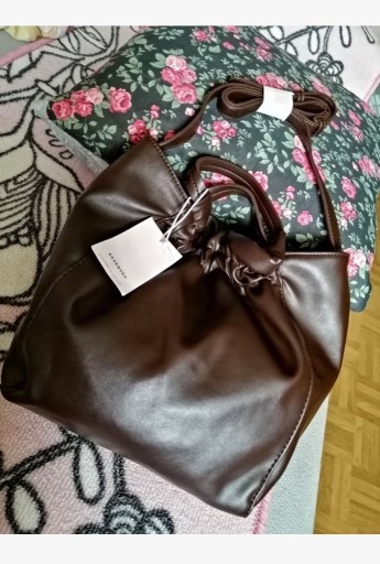 Zdjęcie oferty: RESERVED torebka torba mała worek listonoszka NOWA