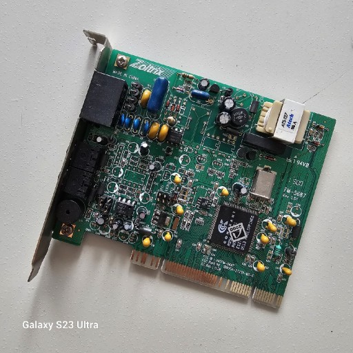 Zdjęcie oferty: Retro Modem ZOLTRIX H4TFM-5687 56K PCIe telefon 