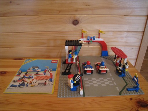Zdjęcie oferty: Lego Town 6381 Tor wyścigowy - unikat