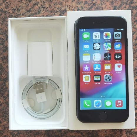 Zdjęcie oferty: Apple iPhone 7 32GB Black !!! Jak Nowy !!!