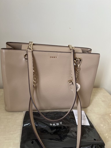 Zdjęcie oferty: TOREBKA DKNY BRYANT SHOPPER TOTE R74A3008 BEŻOWA