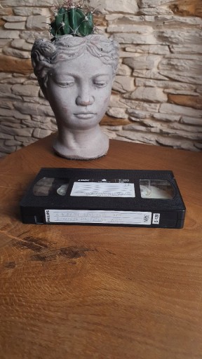 Zdjęcie oferty: Kaseta VHS filmy Albert Ajnsztajn 57"