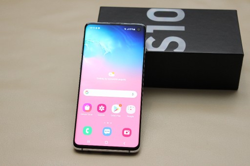 Zdjęcie oferty: Telefon Samsung Galaxy S10 8 / 128 GB 