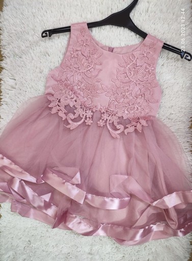 Zdjęcie oferty: Sukienka niemowlęca, dziewczęca 12m(80cm)