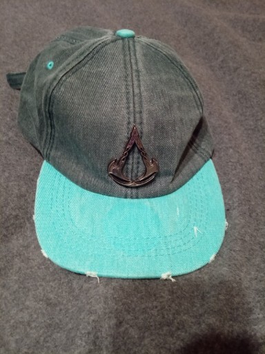 Zdjęcie oferty: Czapka z gry Assassin's Creed 