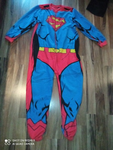 Zdjęcie oferty: Strój polarowy Piżama SUPERMAN r. M/L