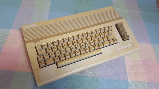 Zdjęcie oferty: Komputer - Commodore 64