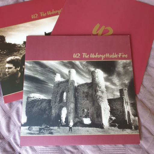 Zdjęcie oferty: U2 The Unforgettable Fire [2009 nmint-]