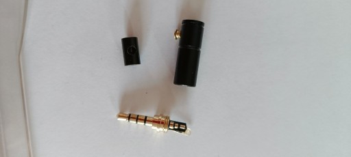 Zdjęcie oferty: Skręcany wtyk 90 stopni męski jack 3,5mm