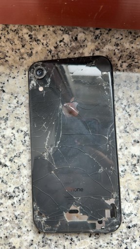 Zdjęcie oferty: iPhone XR 64GB (Uszkodzony)