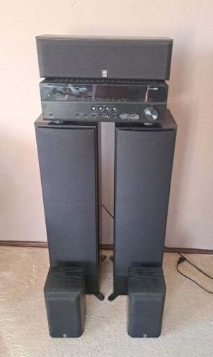 Zdjęcie oferty: Zestaw głośników z amplitunerem Yamaha HTR-3065