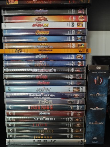 Zdjęcie oferty: Marvel kolekcja 23 filmów DVD (Faza I, II, III)