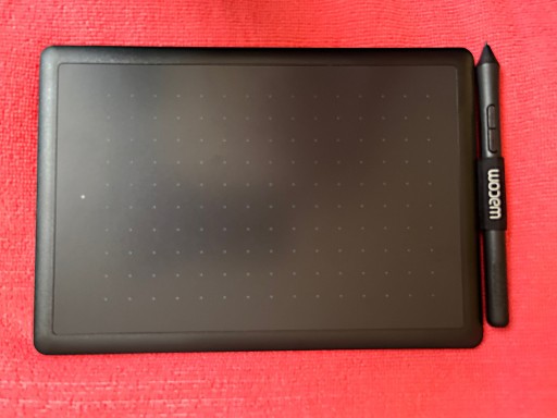 Zdjęcie oferty: Tablet graficzny piórkowy WACOM One S 