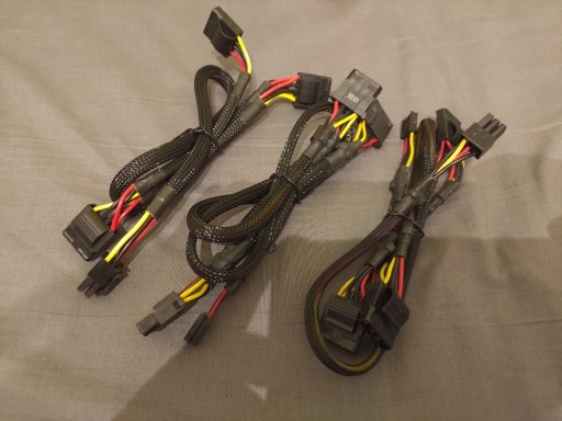 Zdjęcie oferty: Kabel do zasilacza modularnego ENERMAX Molex 3 FDD