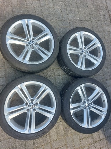 Zdjęcie oferty: VW tiguan felgi 19 z oponami 5x112 5n0601025t