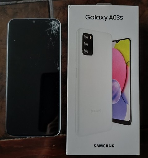 Zdjęcie oferty: Samsung A03s pęknięty ekran