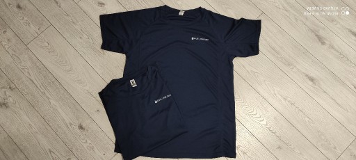 Zdjęcie oferty: T-shirt sportowy -L