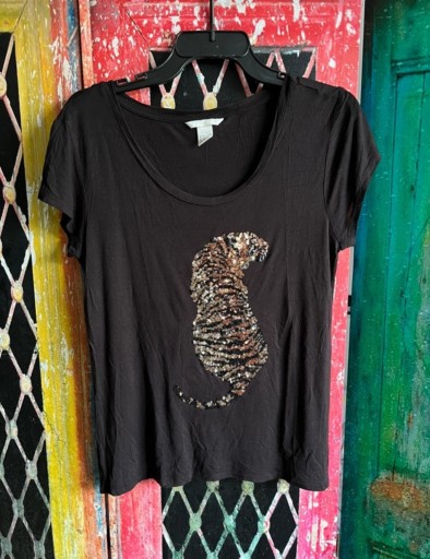 Zdjęcie oferty: Damska koszulka z cekinami z motywem tygrysa H&M