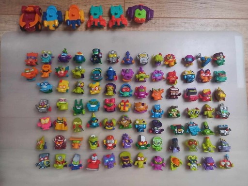 Zdjęcie oferty: SUPER ZINGS figurki 86szt +pojazdy, zegarek oryg.