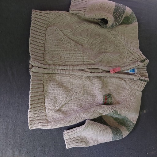 Zdjęcie oferty: Sweterek dla chłopca rozpinany. 