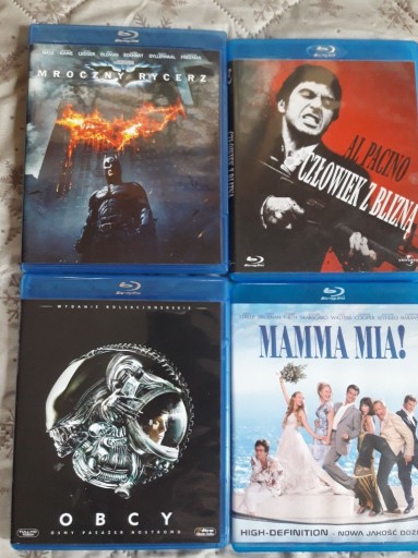 Zdjęcie oferty: 4 filmy Mroczny Rycerz Obcy Mamma Mia Blu Ray
