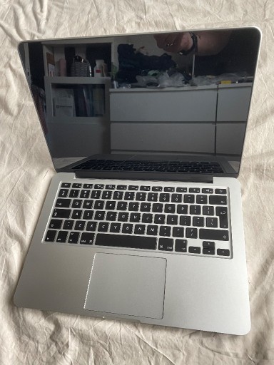 Zdjęcie oferty: MacBook Pro 13” 2015, Procesor: 3,1 GHz, 16 GB