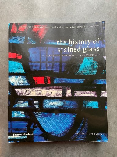 Zdjęcie oferty: The history of stained glass Virginia Chieffo Ragu