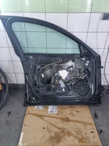 Zdjęcie oferty: AUDI A6 C7 DRZWI LEWY PRZOD