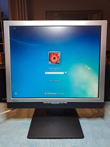 Zdjęcie oferty: Monitor LCD 17" Fujitsu Siemens Scaleoview C17-11