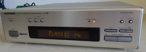Zdjęcie oferty: Tuner ONKYO T-422 RDS Separate Collection