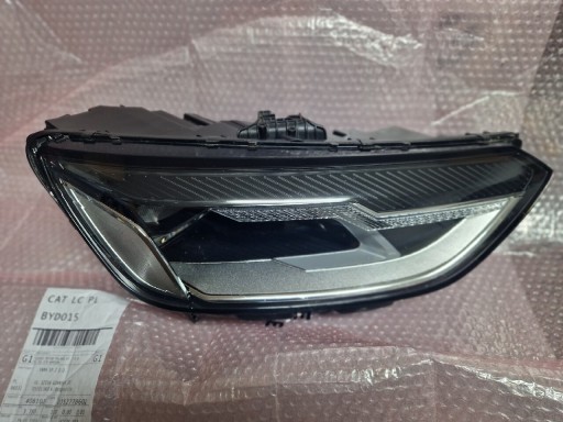 Zdjęcie oferty: Audi A4 B9 8W Lift LED lampa prawa