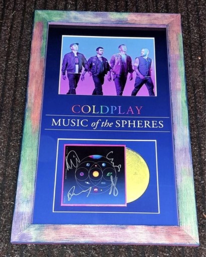 Zdjęcie oferty: COLDPLAY oprawa Music Of The Spheres AUTOGRAFY!