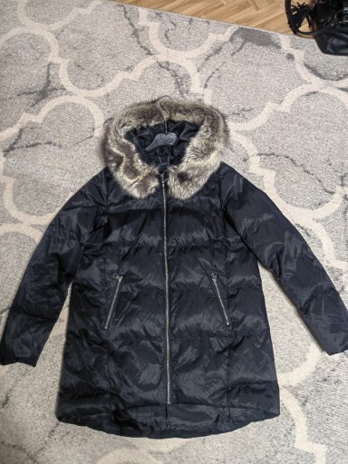Zdjęcie oferty: Nowa kurtka zimowa czarna rozmiar 38