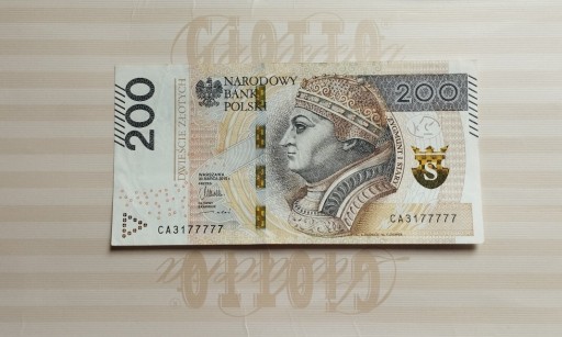 Zdjęcie oferty: Banknot 200 zł, seria CA3177777