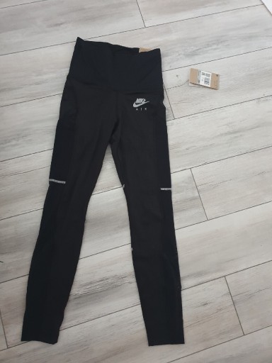 Zdjęcie oferty: Getry leginsy sportowe Nike r xs 34