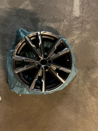 Zdjęcie oferty: BMW FELGA M-pakiet 20' X1 X2 F39 F48 8064569