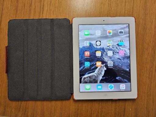 Zdjęcie oferty:  Apple iPad 2 9,7"16GB + skórzane etui i ładowarka