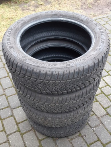 Zdjęcie oferty: DUNLOP Sp Winter Sport 4D 215/55/18 8mm 17rok