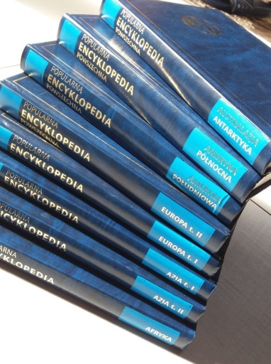 Zdjęcie oferty: POPULARNA ENCYKLOPEDIA POWSZECHNA. KONTYNENTY