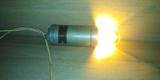 Zdjęcie oferty: Lampka lampa PRL okrętowa górnicza sprawna 