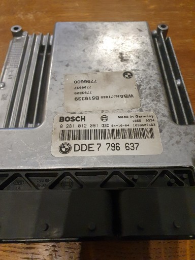 Zdjęcie oferty: Sterownik silnika BMW E60 E61 3.0d DDE 7796637