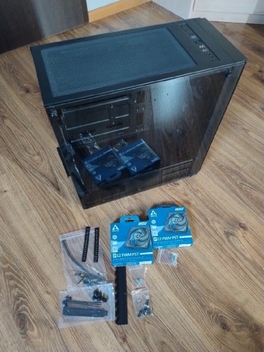 Zdjęcie oferty: Obudowa Tower KRUX Leda