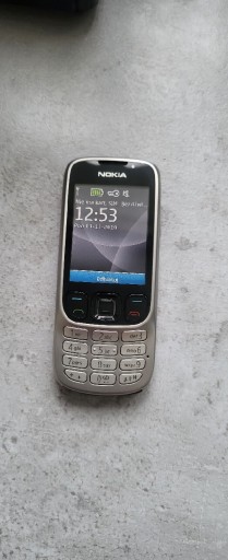 Zdjęcie oferty: Telefon Nokia 6303 klasyk