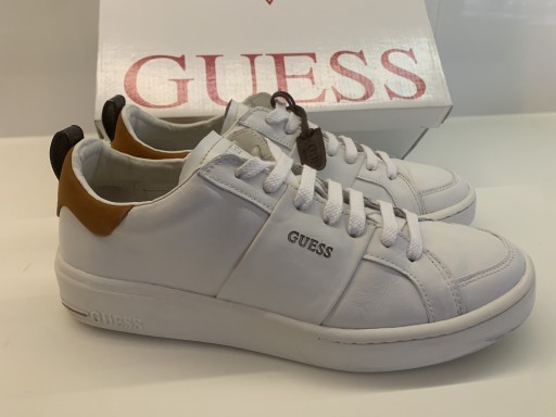 Zdjęcie oferty: Buty guess skorzane 42 verlea